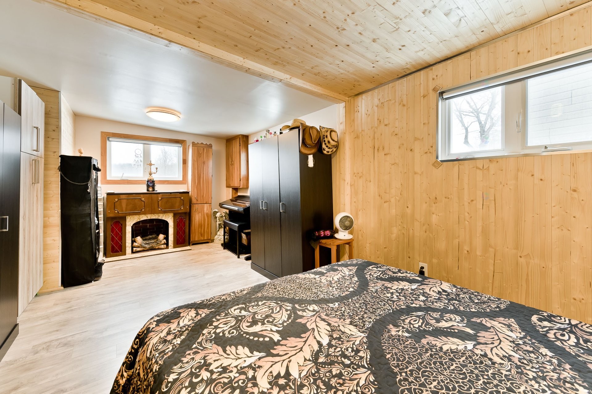 









353


Ch. St-Pierre

,
Saint-Claude,




QC
J1S2L5

