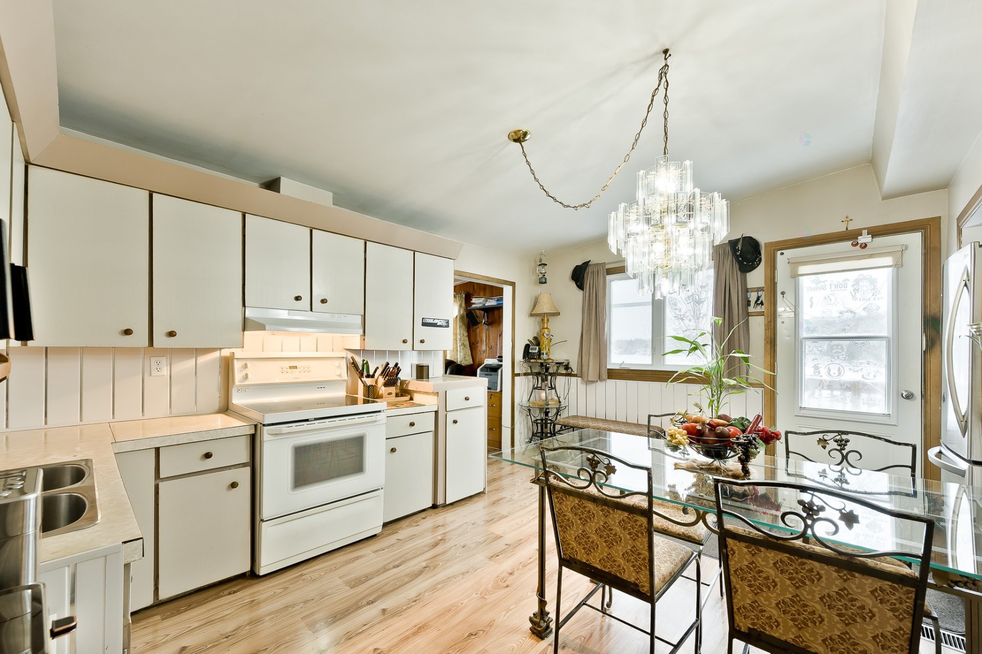 









353


Ch. St-Pierre

,
Saint-Claude,




QC
J1S2L5

