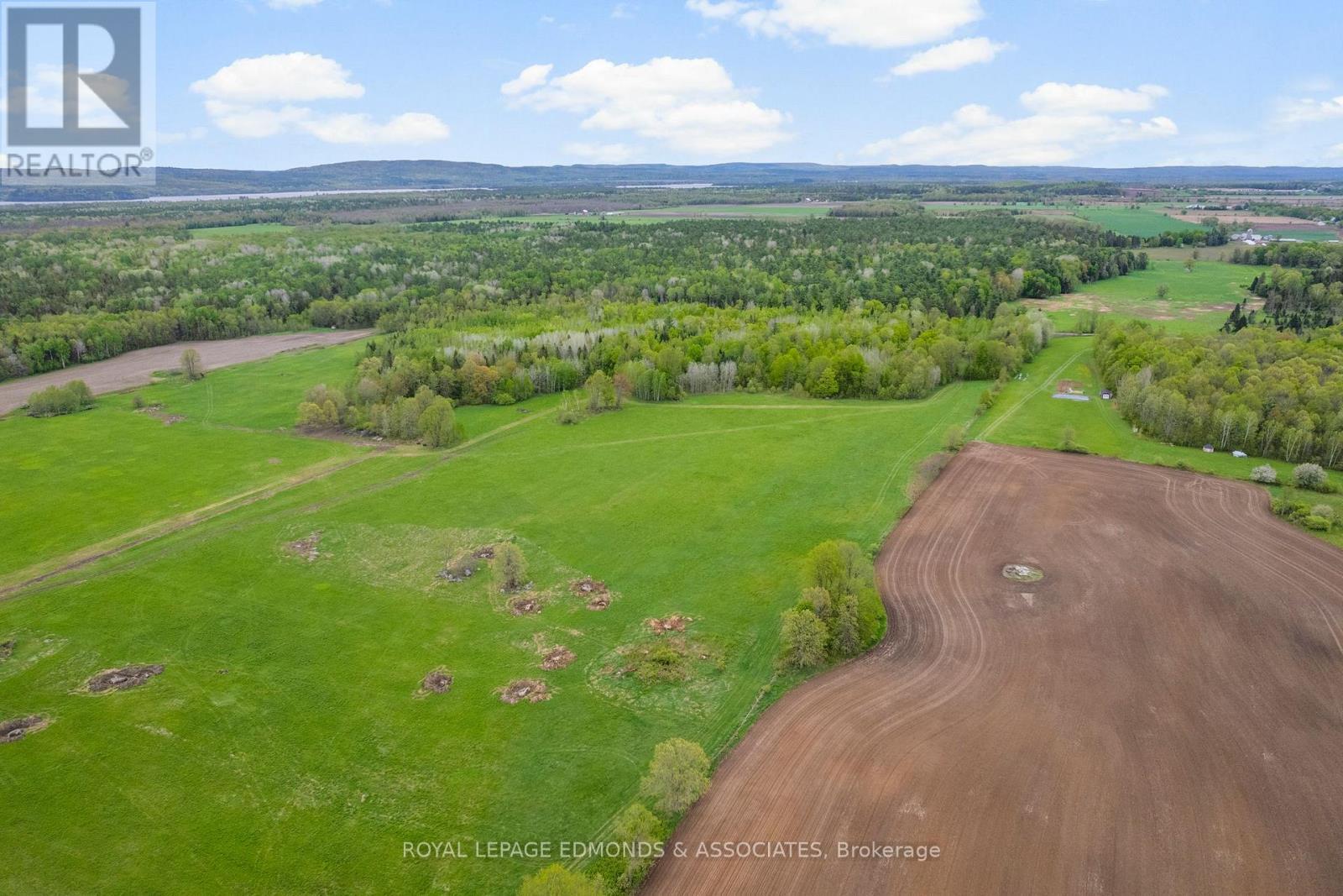 












0 WRIGHT ROAD

,
Whitewater Region,







Ontario
K0J2L0

