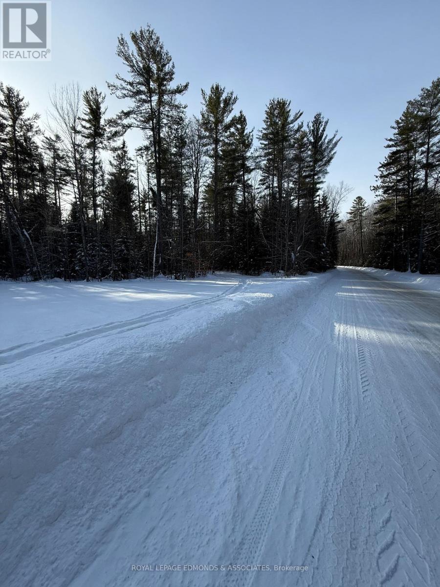 












0000 NANGOR TRAIL

,
Whitewater Region,







Ontario
K0J2L0

