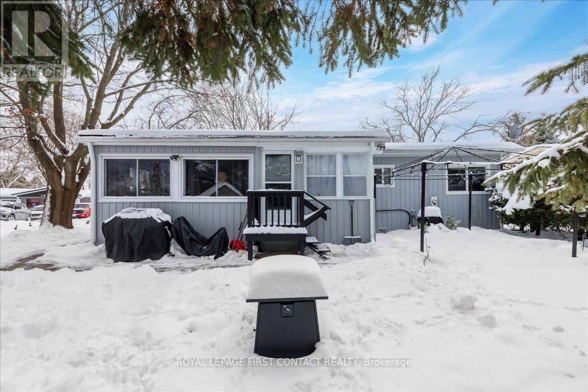 












10 SOUTH BOULEVARD

,
Innisfil,




Ontario
L9S1L7

