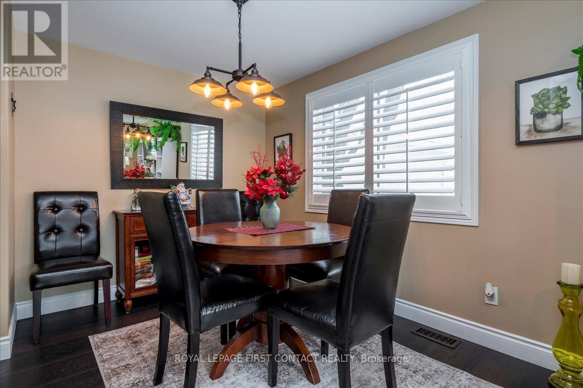 












10 SOUTH BOULEVARD

,
Innisfil,




Ontario
L9S1L7

