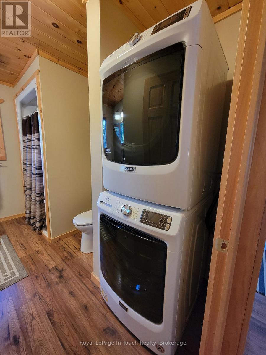 












5631 UPPER BIG CHUTE ROAD

,
Severn,




Ontario
L0K1E0

