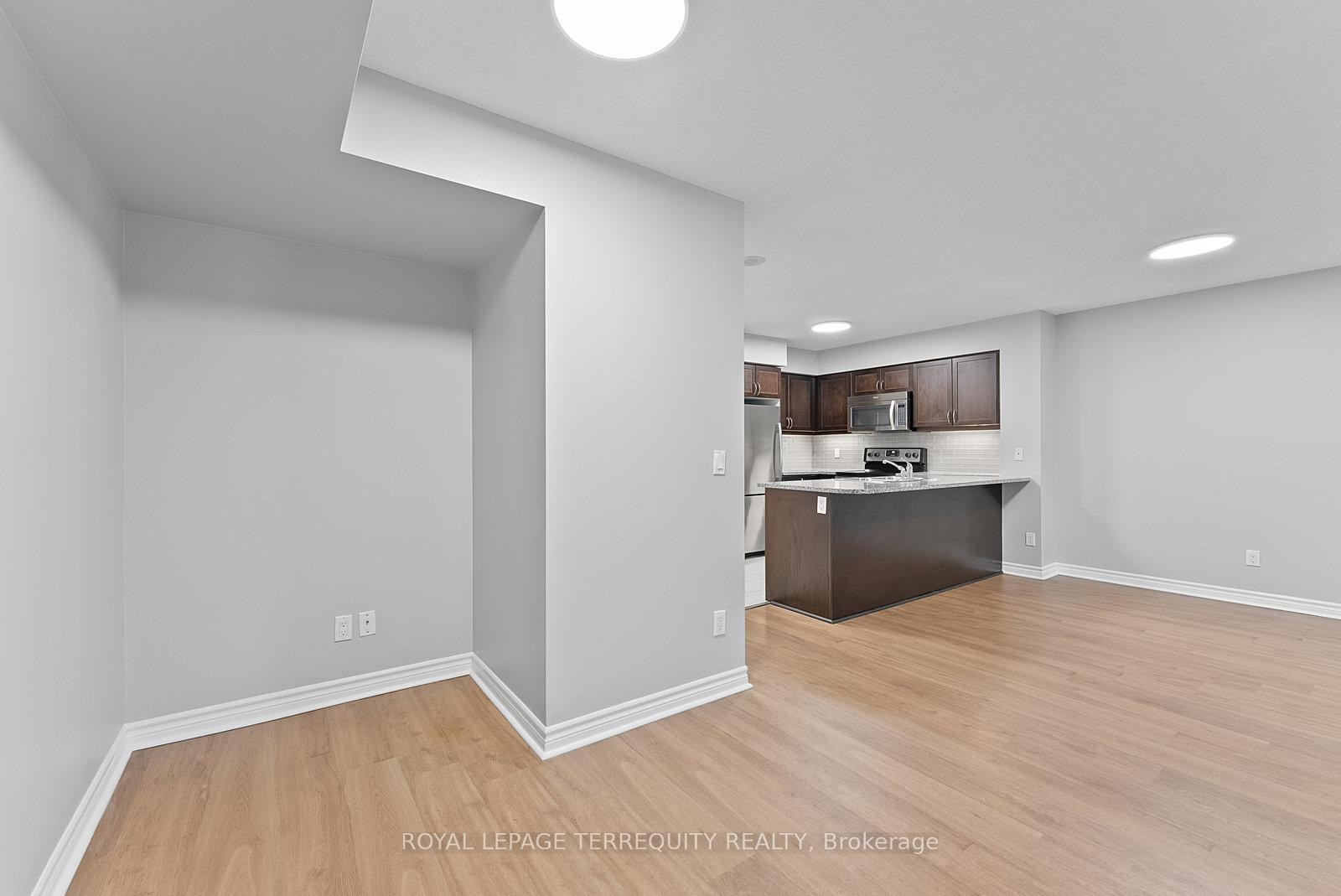 









19


Grand Trunk

Crescent, 1212,
Toronto,




ON
M5J 3A3

