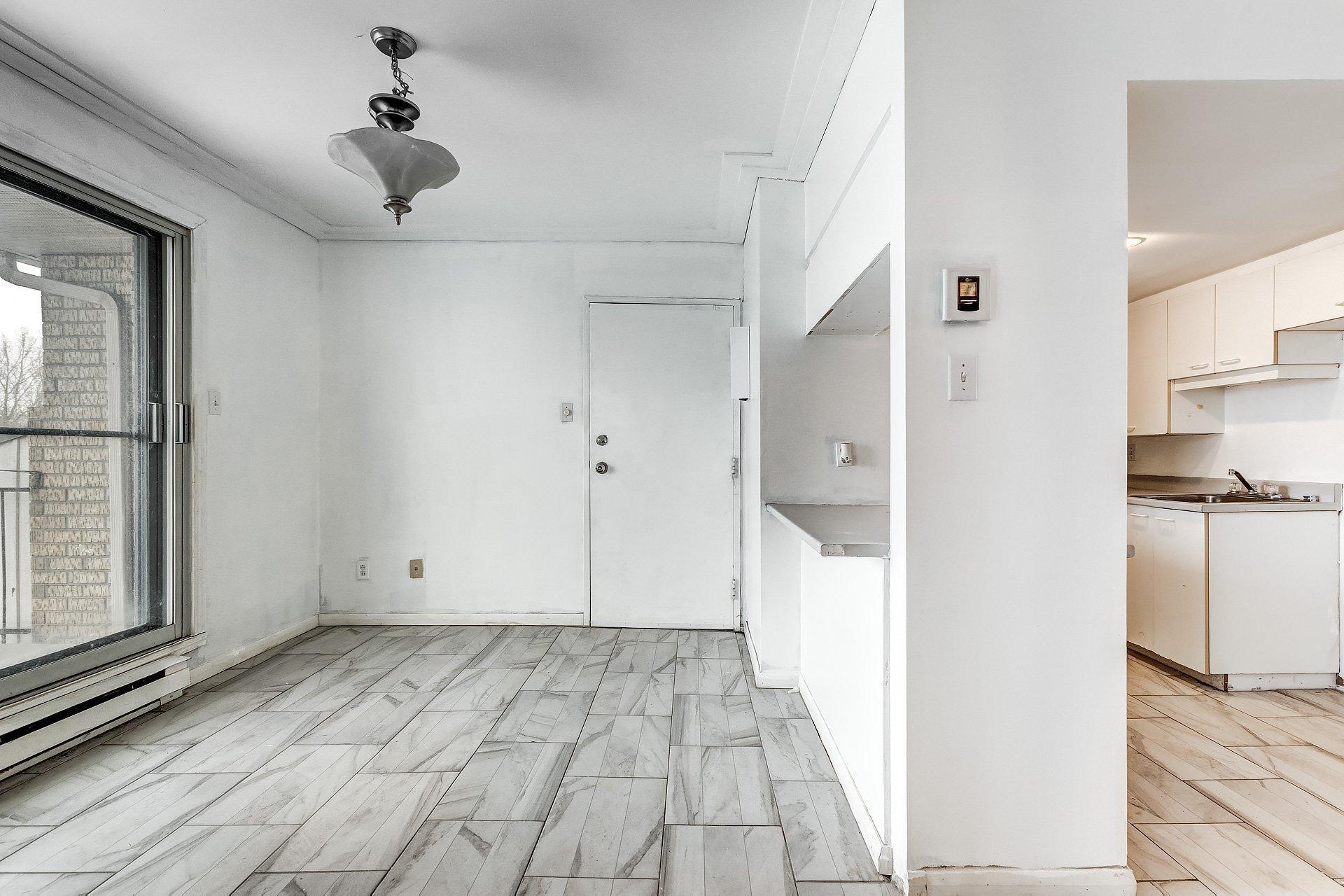 









12


Rue Desrochers

, 7,
Delson,




QC
J5B1C4

