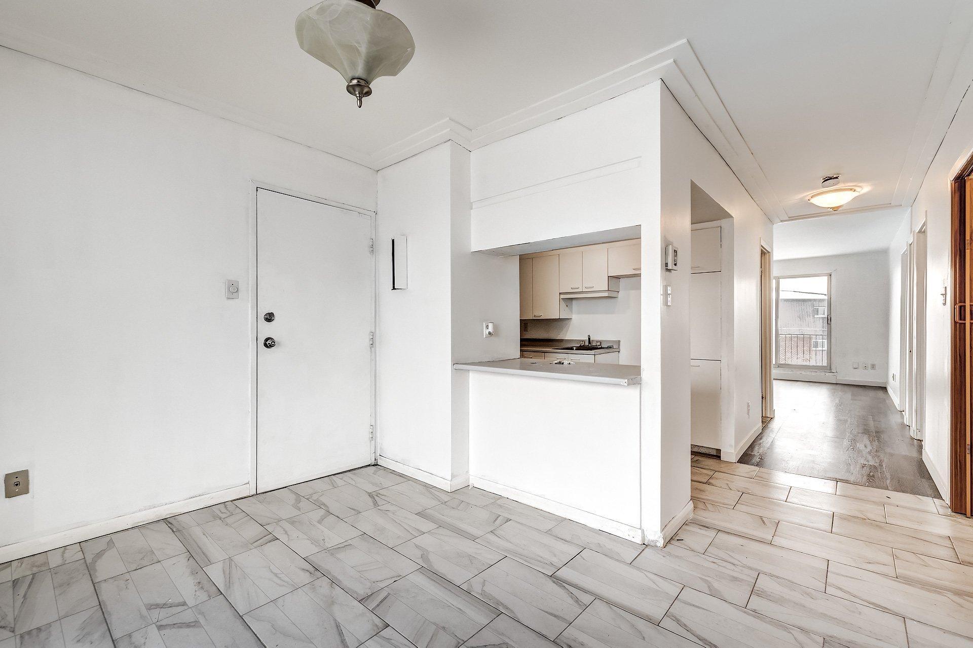 









12


Rue Desrochers

, 7,
Delson,




QC
J5B1C4

