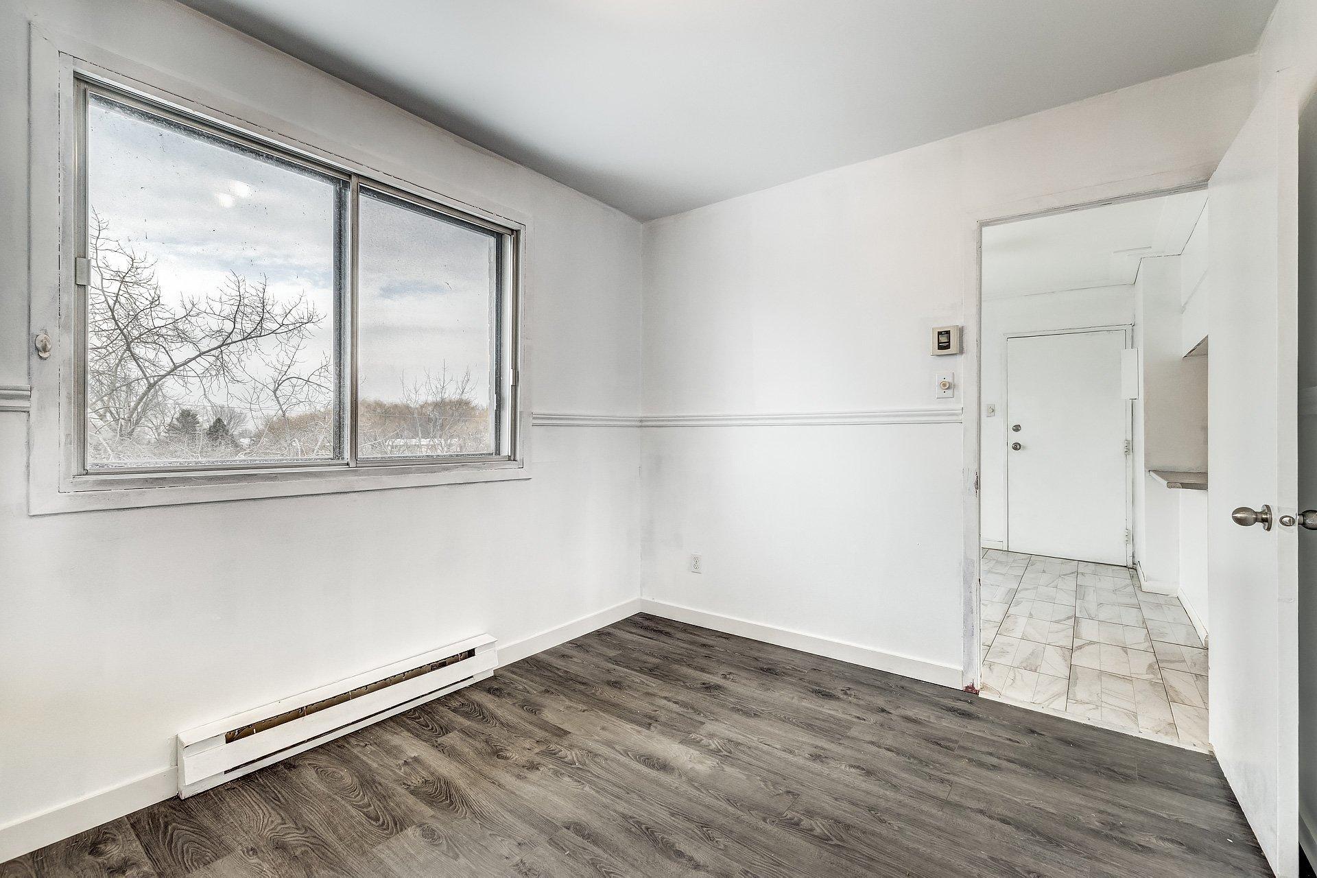 









12


Rue Desrochers

, 7,
Delson,




QC
J5B1C4

