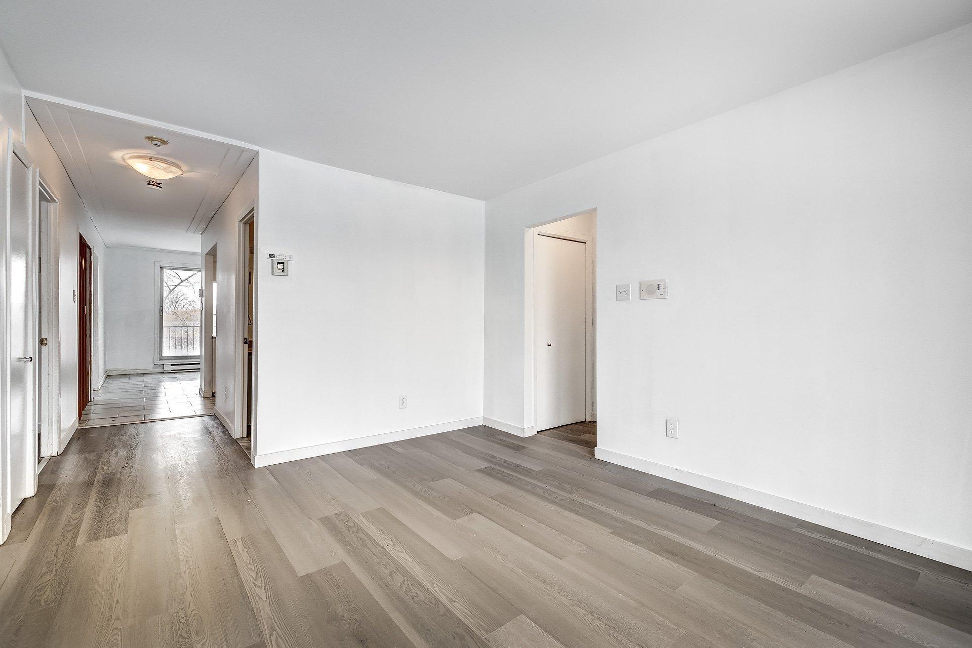 









12


Rue Desrochers

, 7,
Delson,




QC
J5B1C4

