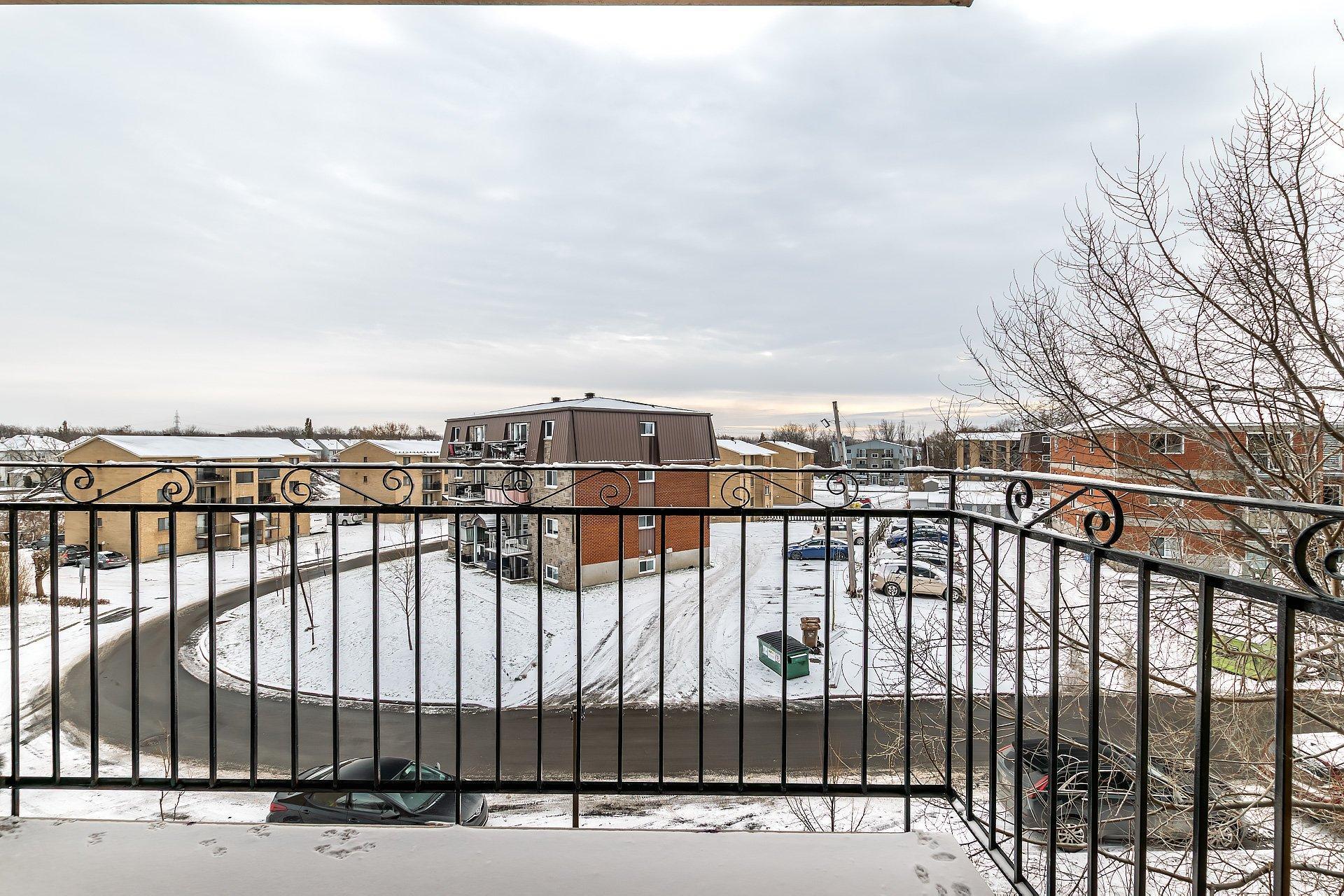 









12


Rue Desrochers

, 7,
Delson,




QC
J5B1C4

