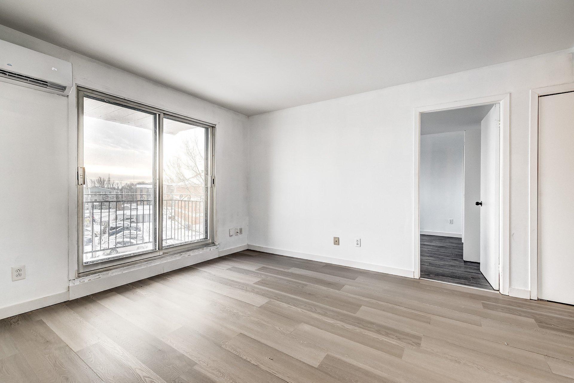 









12


Rue Desrochers

, 7,
Delson,




QC
J5B1C4

