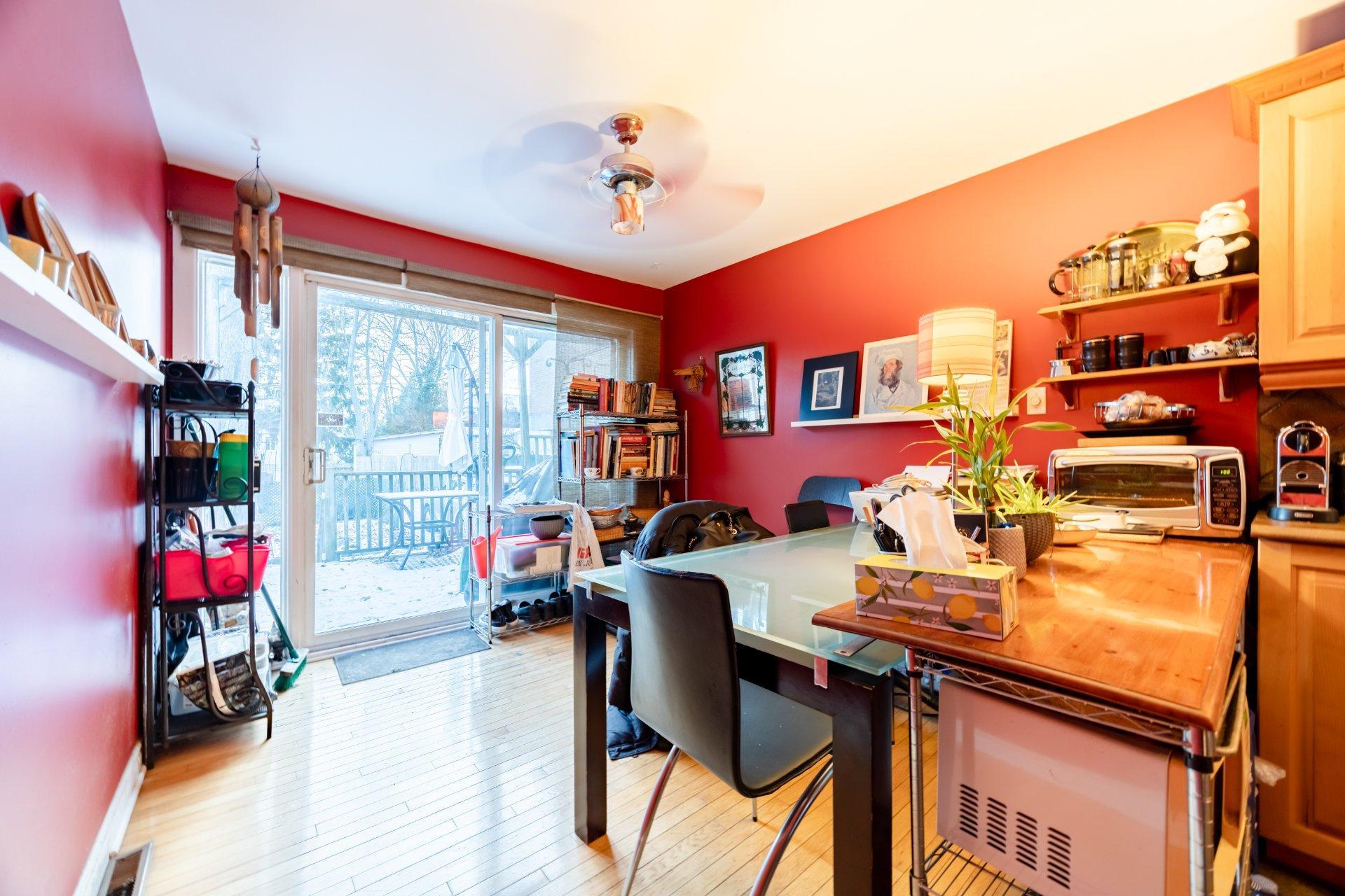 









3855


Rue du Fort-Rolland

,
Montréal (Lachine),




QC
H8T1V8

