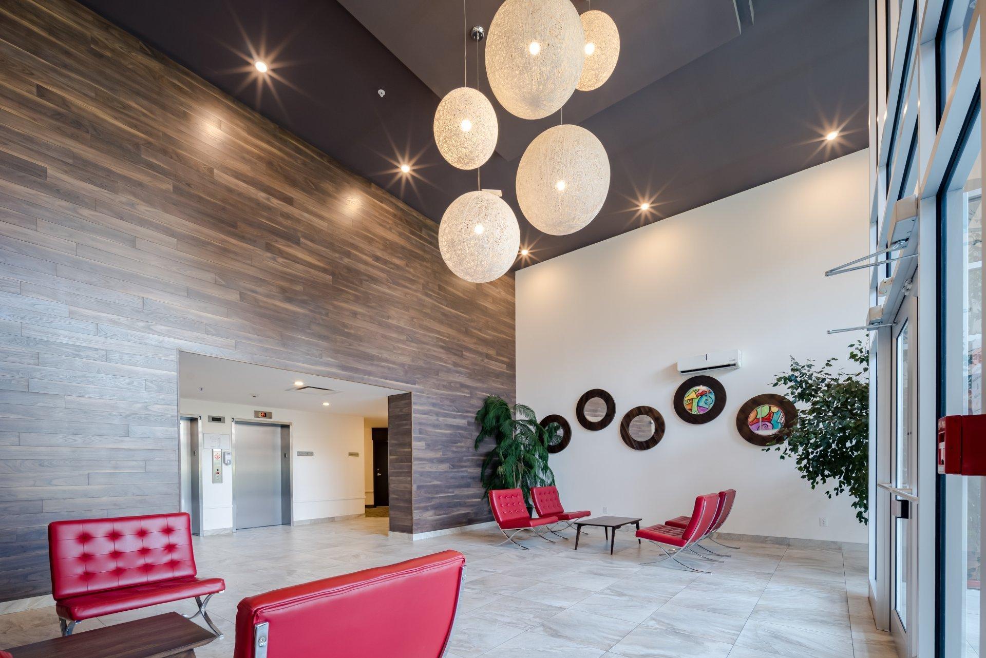 









7020


Rue Allard

, 305,
Montréal (LaSalle),




QC
H8N0C5

