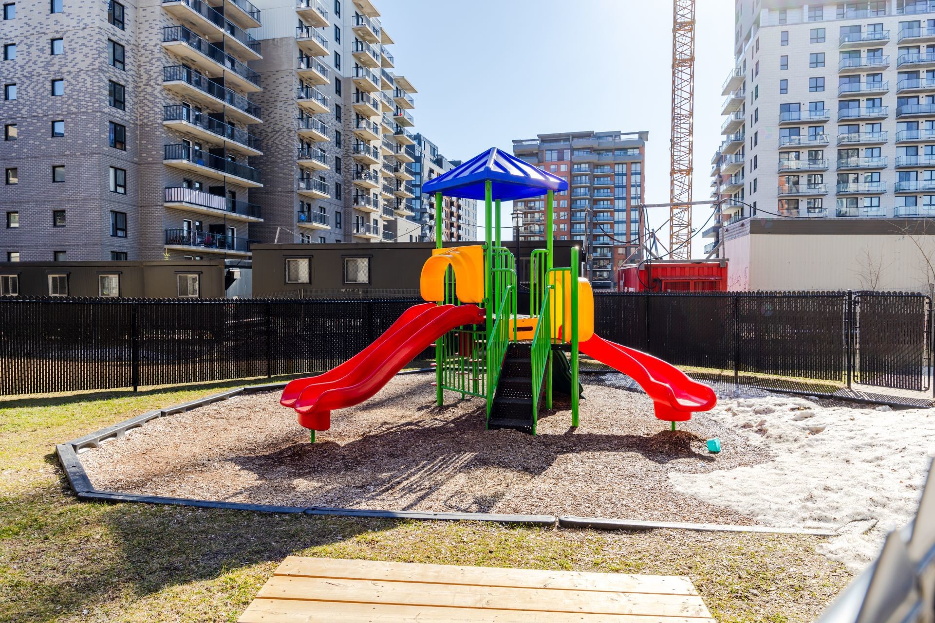 









7020


Rue Allard

, 305,
Montréal (LaSalle),




QC
H8N0C5

