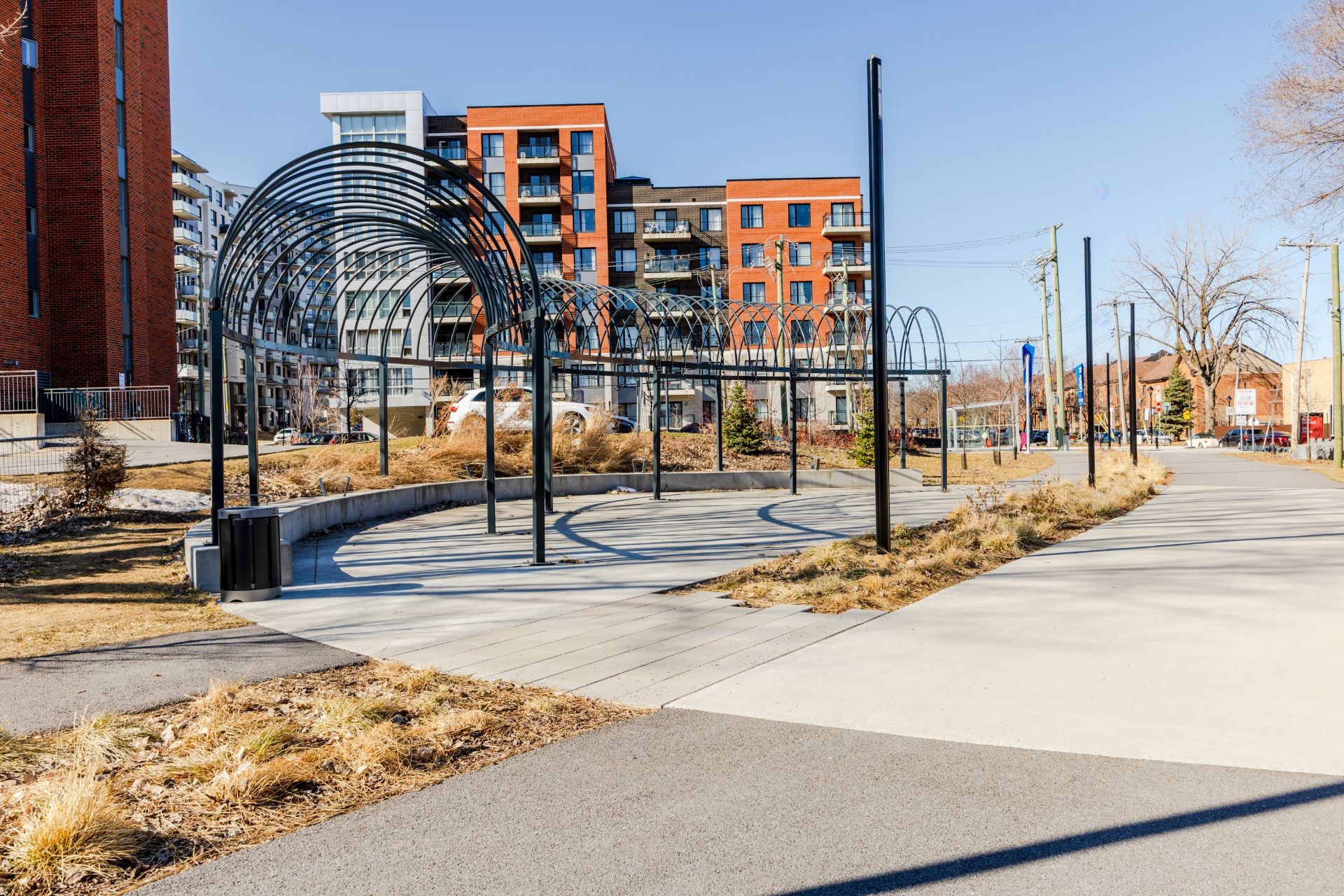 









7020


Rue Allard

, 305,
Montréal (LaSalle),




QC
H8N0C5

