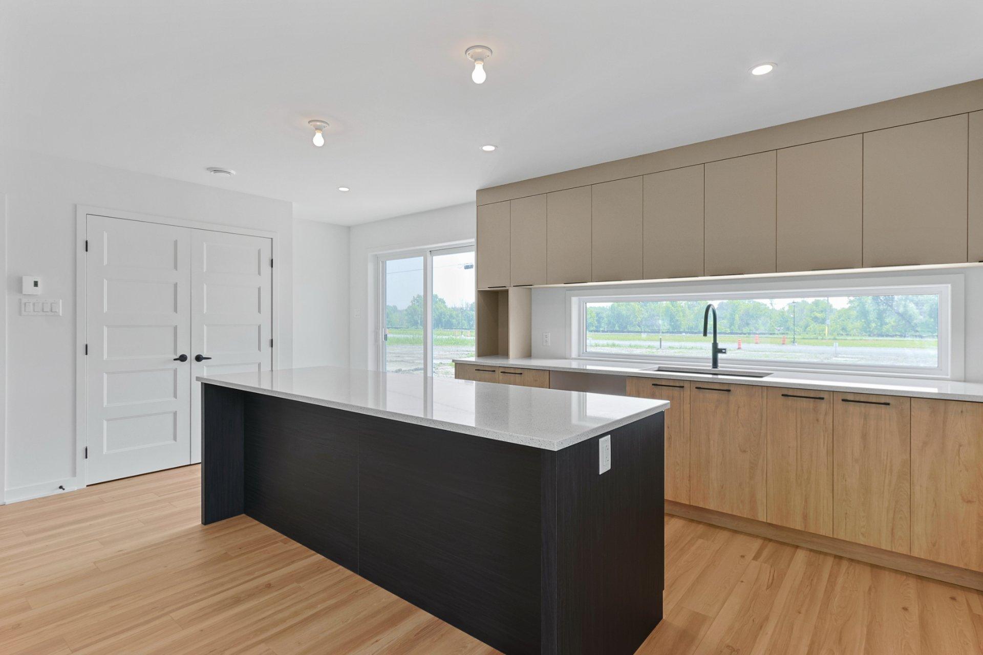 









162


Rue du Quai

,
Saint-Louis-de-Gonzague,




QC
J0S1T0

