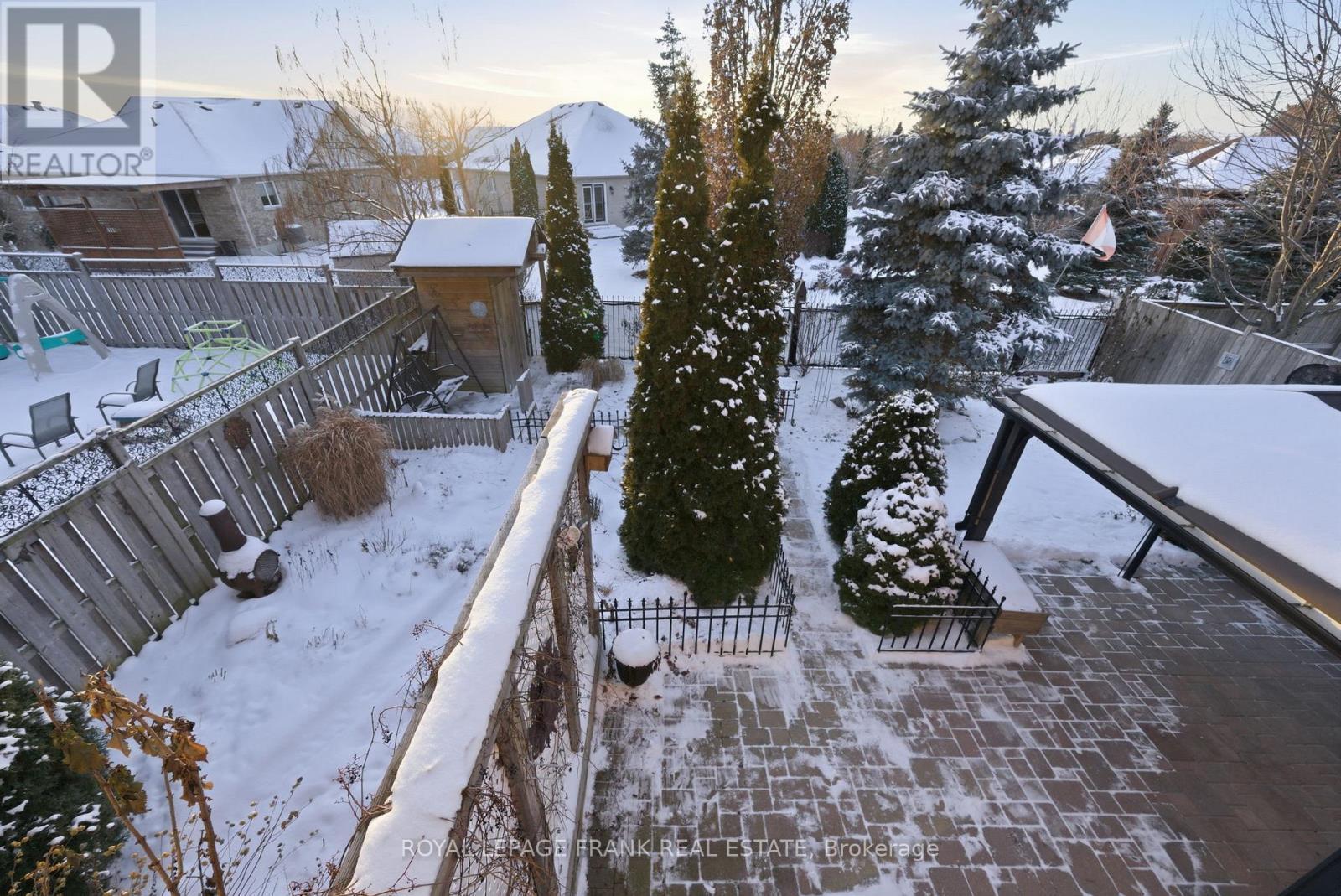 












7 BROCK STREET

,
Kawartha Lakes (Lindsay),




Ontario
K9V0B9

