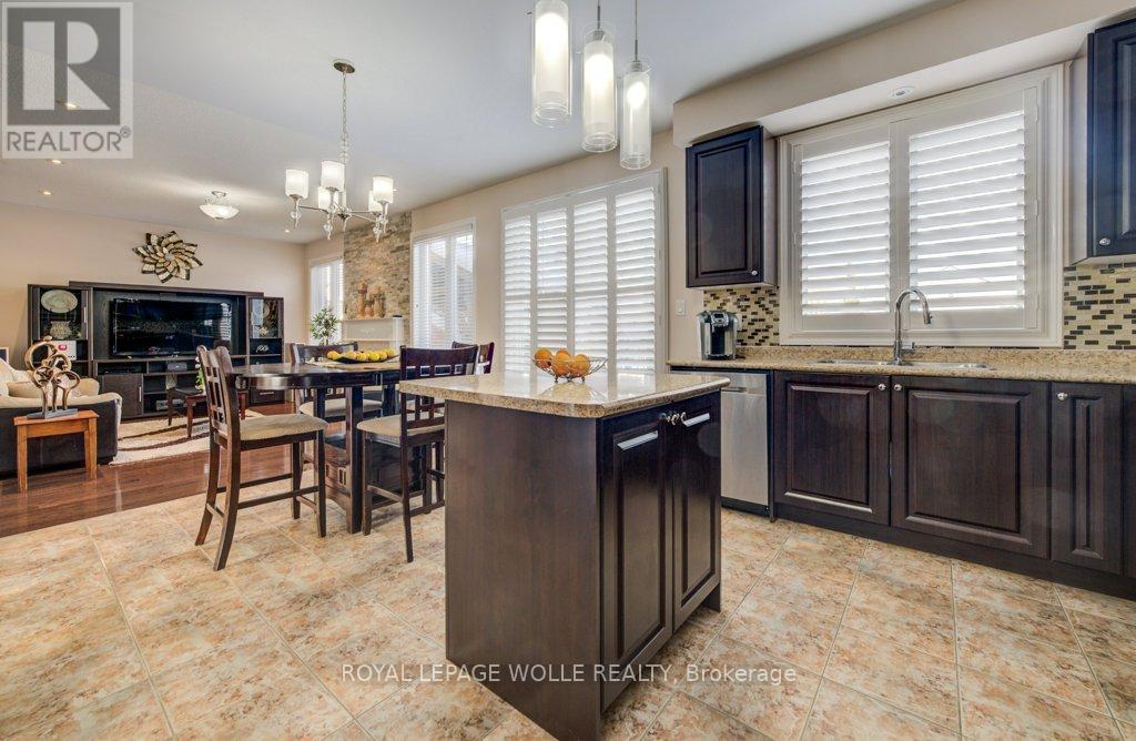 












538 THOMAS SLEE DRIVE

,
Kitchener,




Ontario
N2P2Y7

