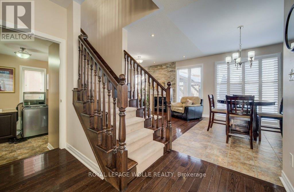 












538 THOMAS SLEE DRIVE

,
Kitchener,




Ontario
N2P2Y7

