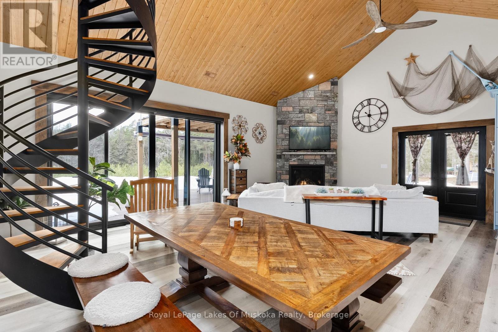 












679 BOULDER ROAD

,
South River,




Ontario
P0A1X0

