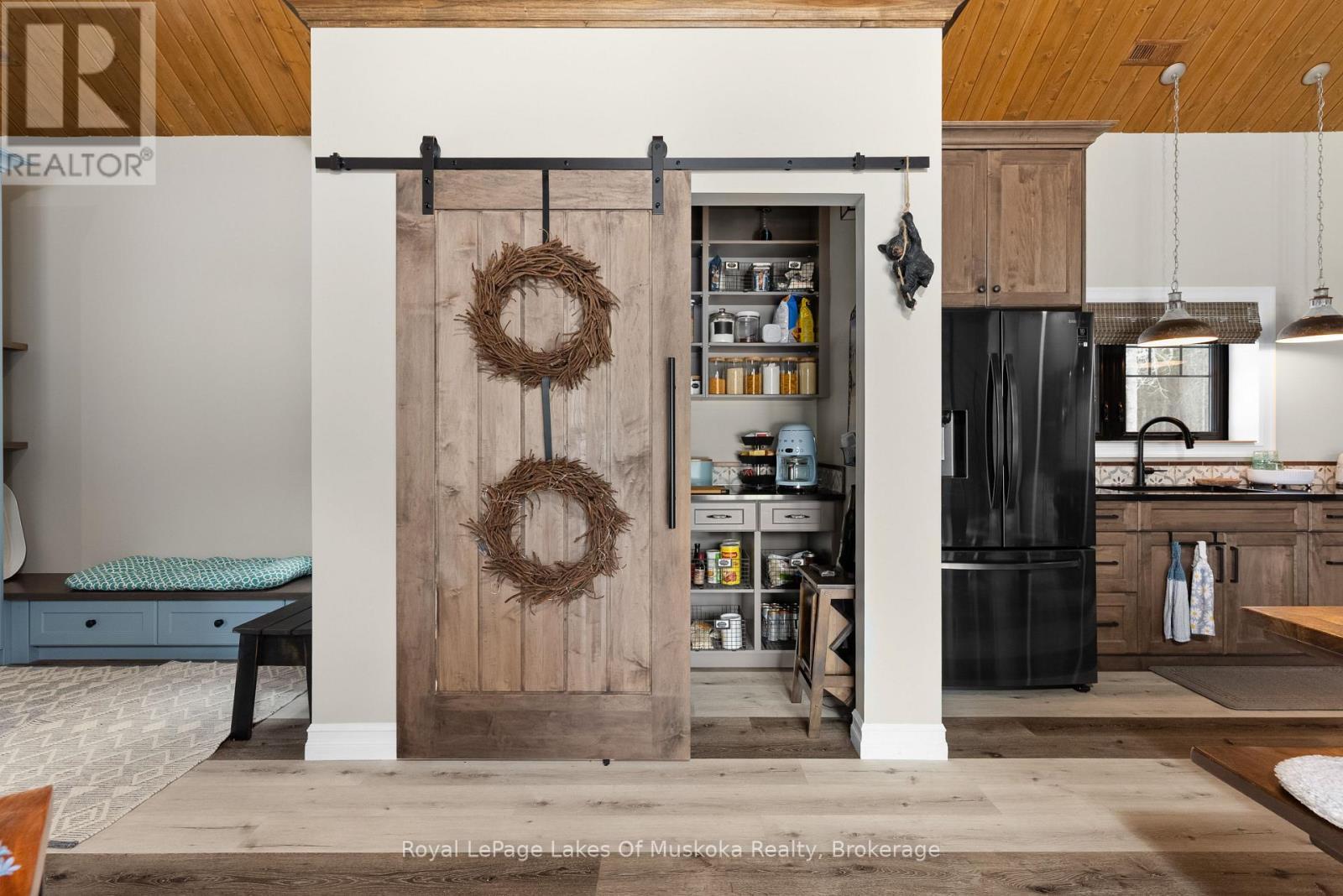 












679 BOULDER ROAD

,
South River,




Ontario
P0A1X0

