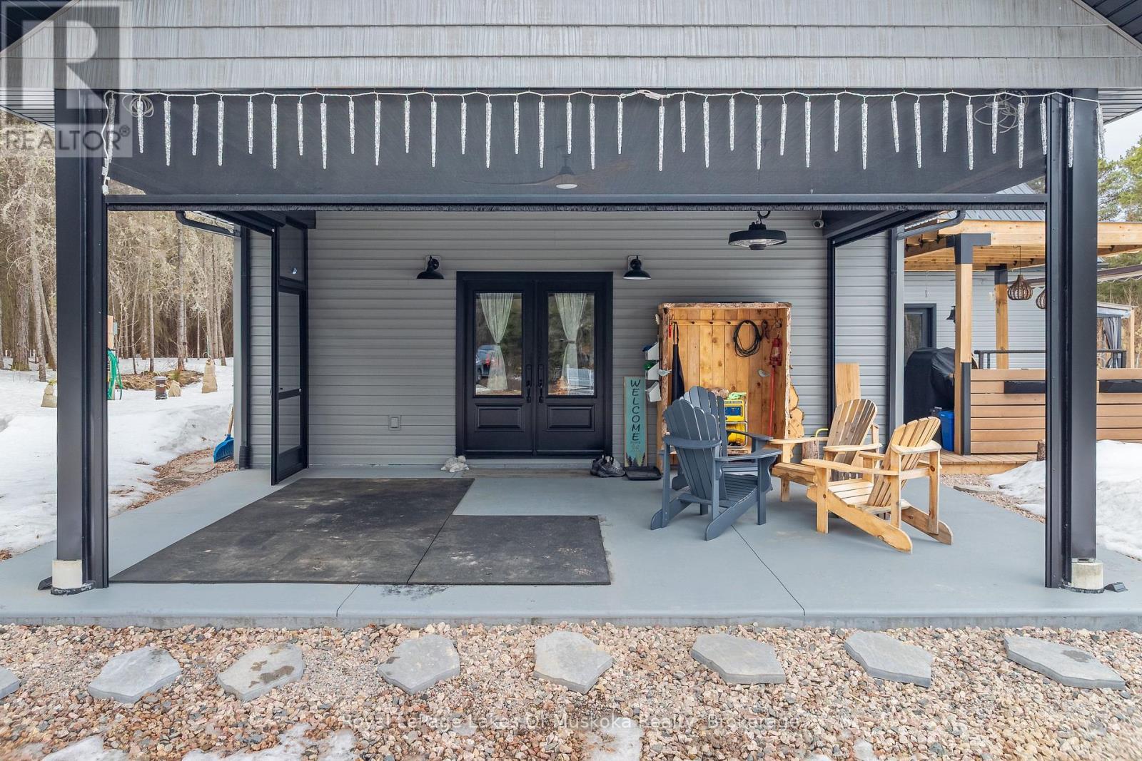 












679 BOULDER ROAD

,
South River,




Ontario
P0A1X0

