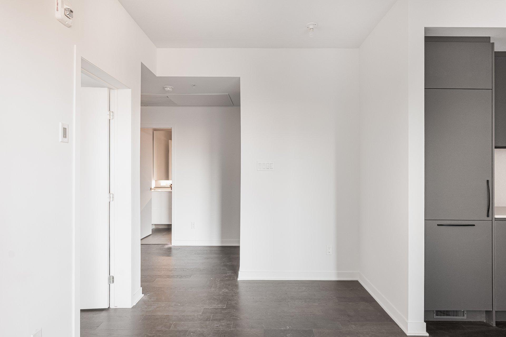 









1160


Rue MacKay

, 801,
Montréal (Ville-Marie),




QC
H3G0G8

