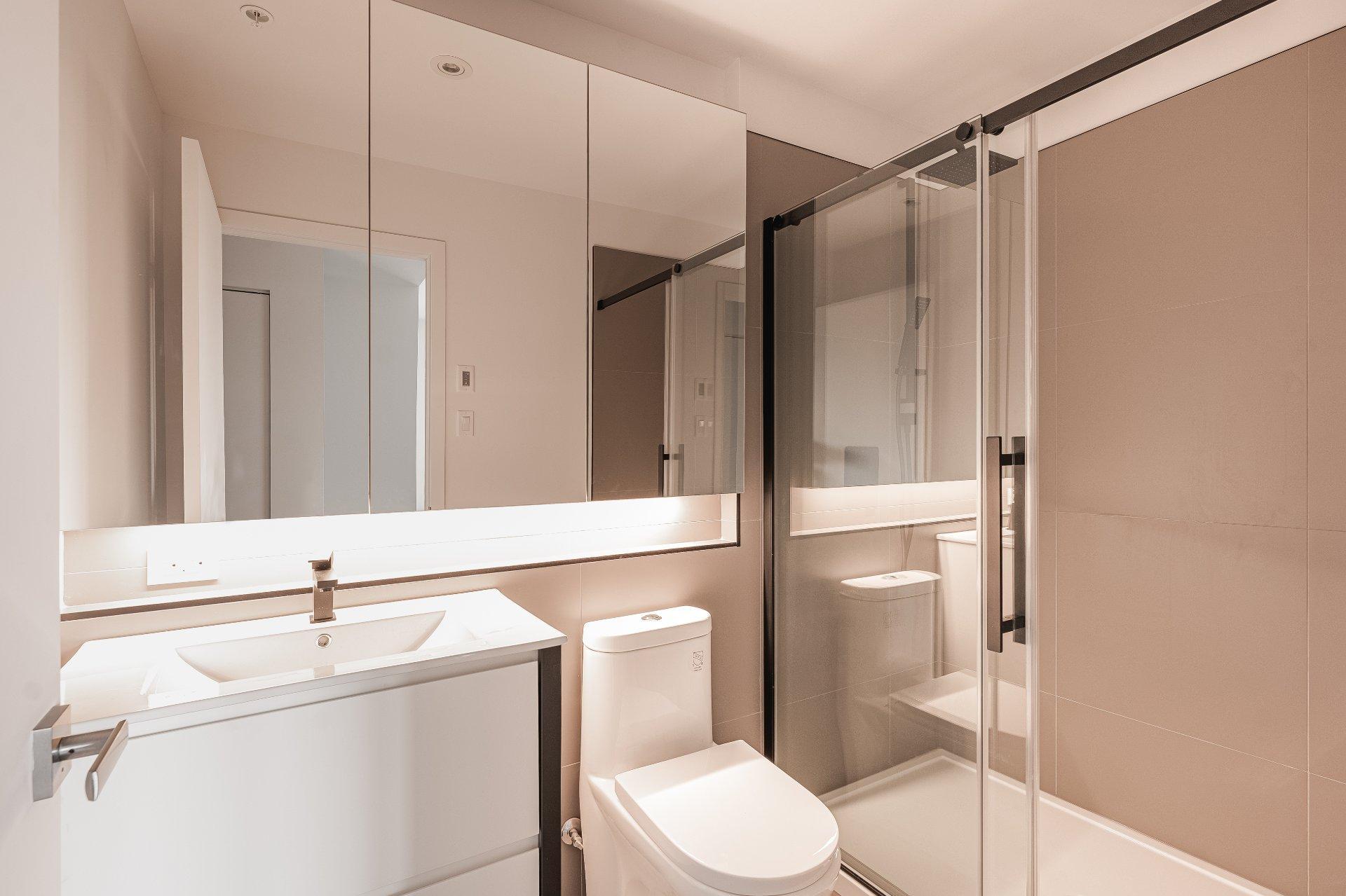 









1160


Rue MacKay

, 801,
Montréal (Ville-Marie),




QC
H3G0G8

