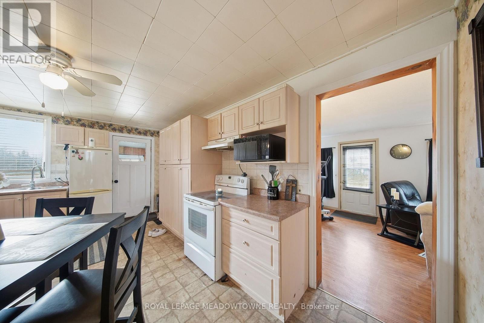 












5403A HIGHWAY 124 HIGHWAY

,
Magnetawan,




Ontario
P0A1P0

