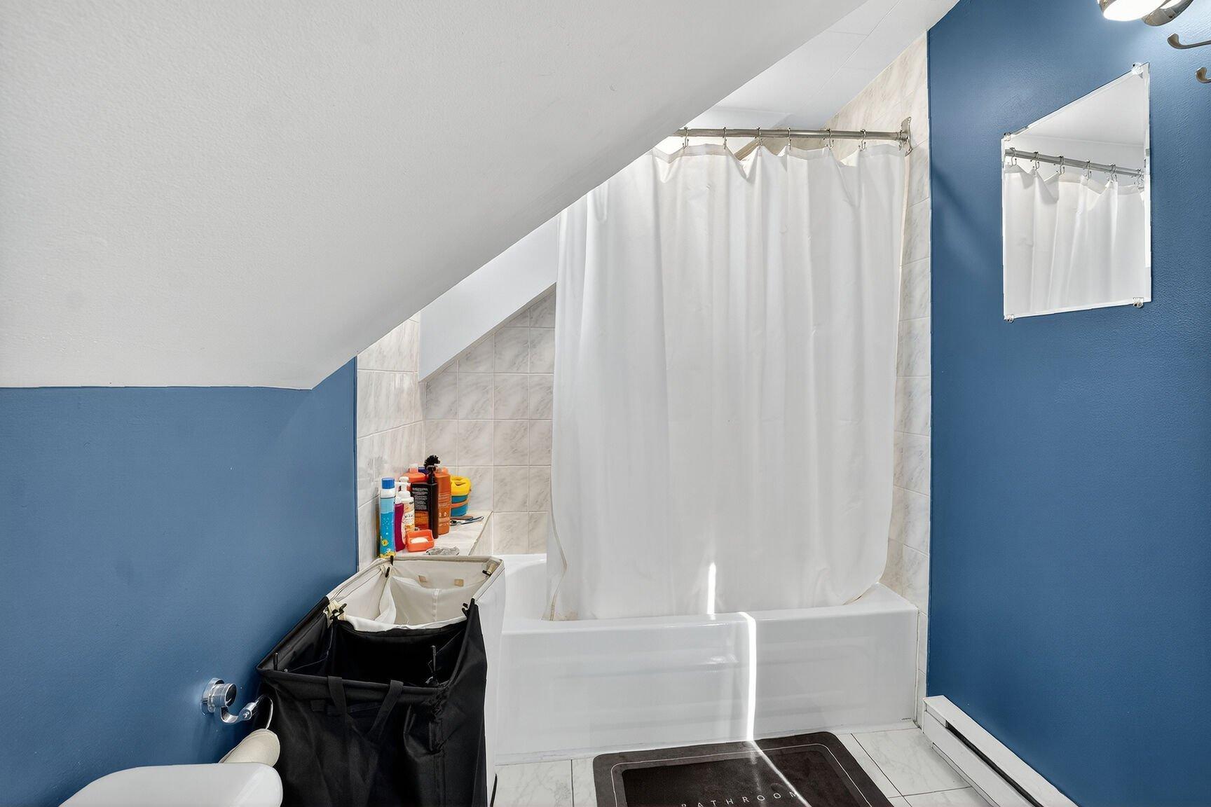 









12370


6e Avenue (R.-d.-P.)

,
Montréal (Rivière-des-Prairies/Pointe-aux-Trembles),




QC
H1E1S4

