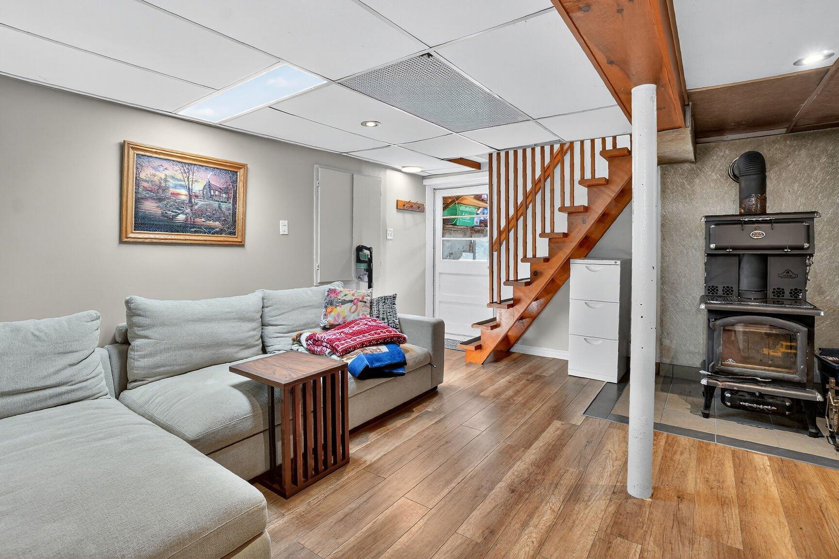 









12370


6e Avenue (R.-d.-P.)

,
Montréal (Rivière-des-Prairies/Pointe-aux-Trembles),




QC
H1E1S4

