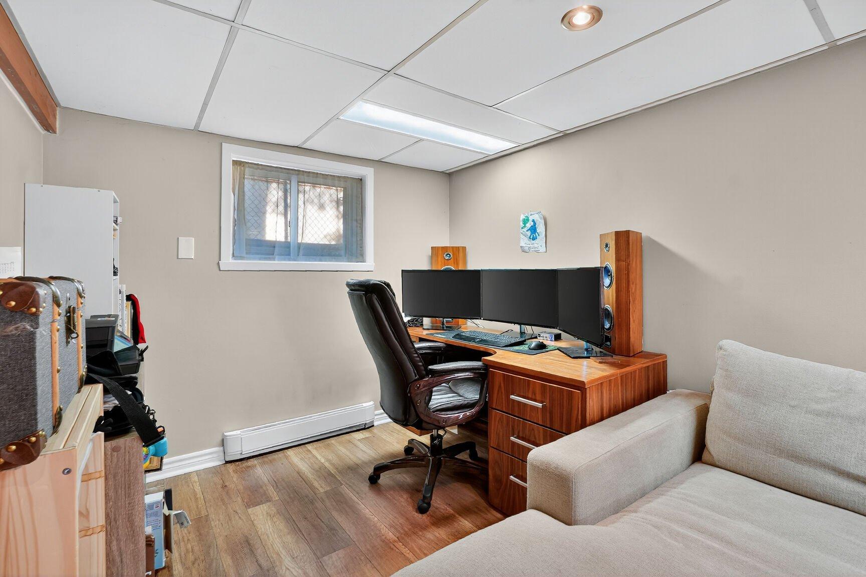 









12370


6e Avenue (R.-d.-P.)

,
Montréal (Rivière-des-Prairies/Pointe-aux-Trembles),




QC
H1E1S4

