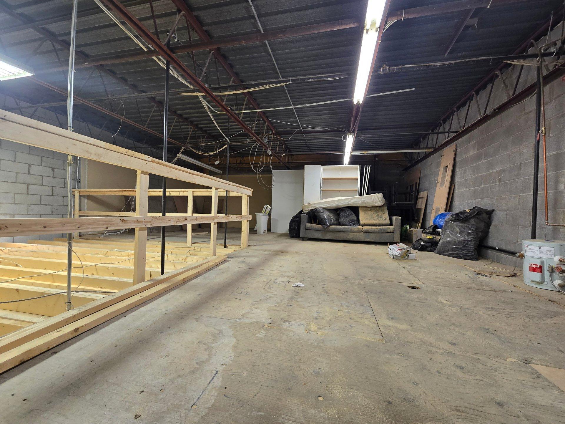 









714


Boul. du Curé-Boivin

,
Boisbriand,




QC
J7G2A7

