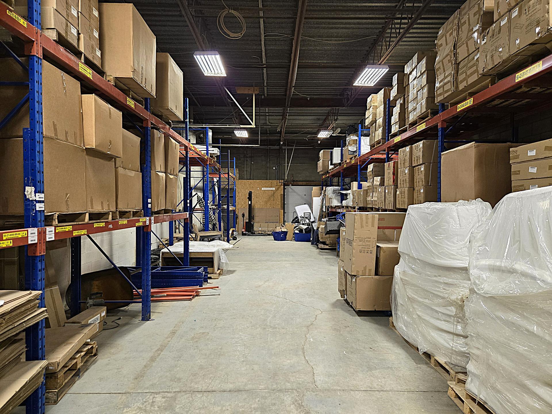 









714


Boul. du Curé-Boivin

,
Boisbriand,




QC
J7G2A7

