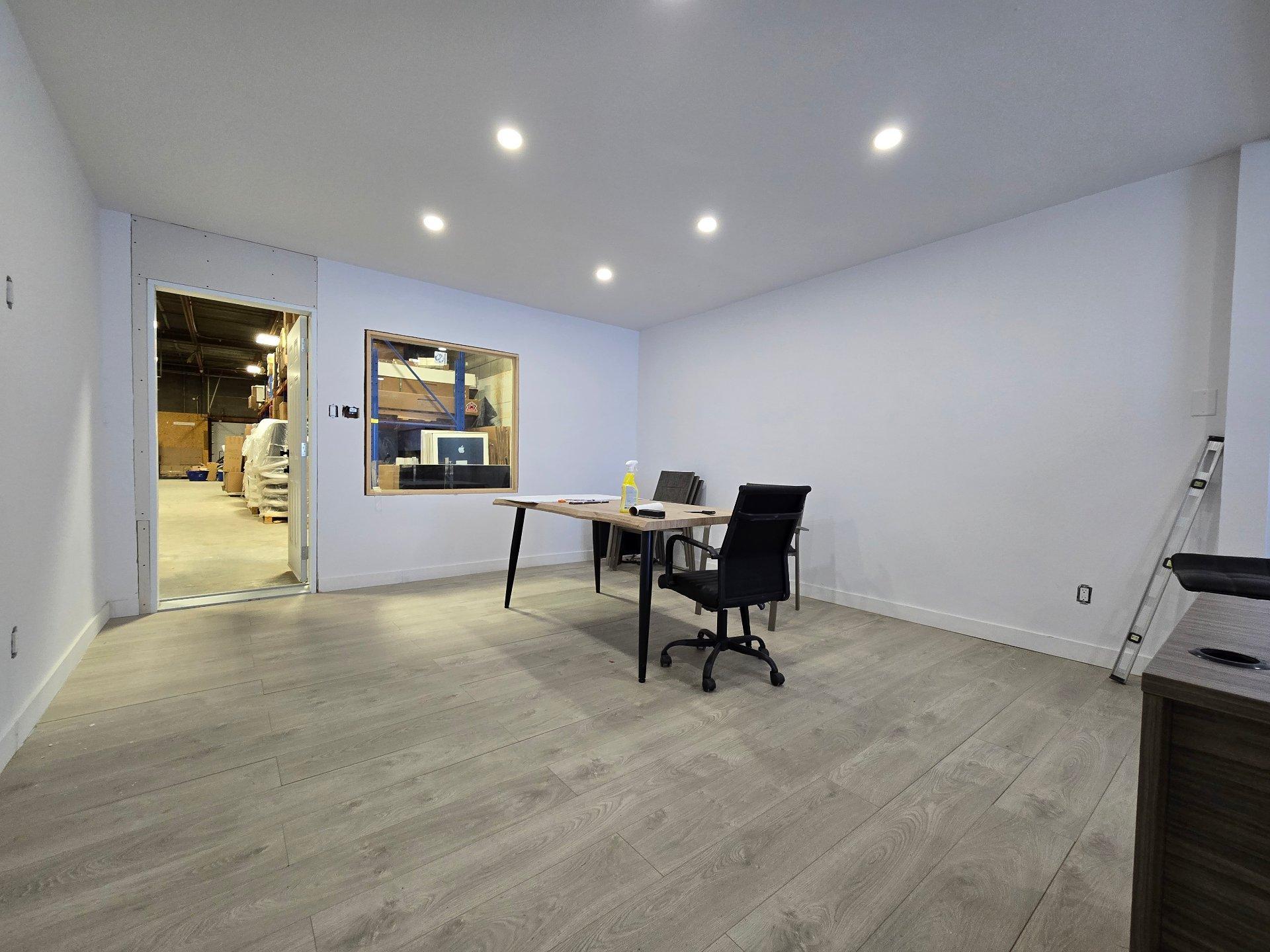 









714


Boul. du Curé-Boivin

,
Boisbriand,




QC
J7G2A7

