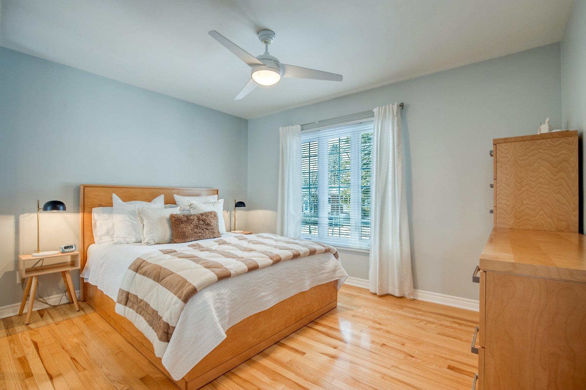 









1290


Rue Boisbriand

,
Saint-Bruno-de-Montarville,




QC
J3V4X5

