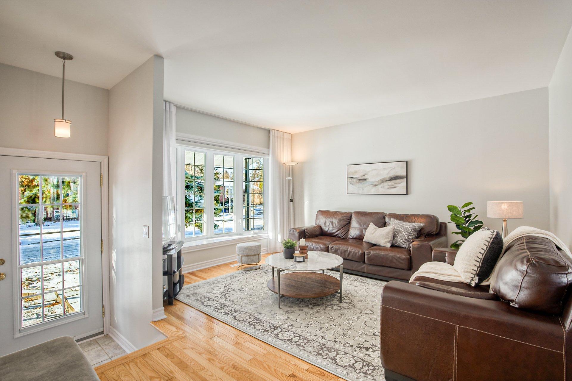 









1290


Rue Boisbriand

,
Saint-Bruno-de-Montarville,




QC
J3V4X5

