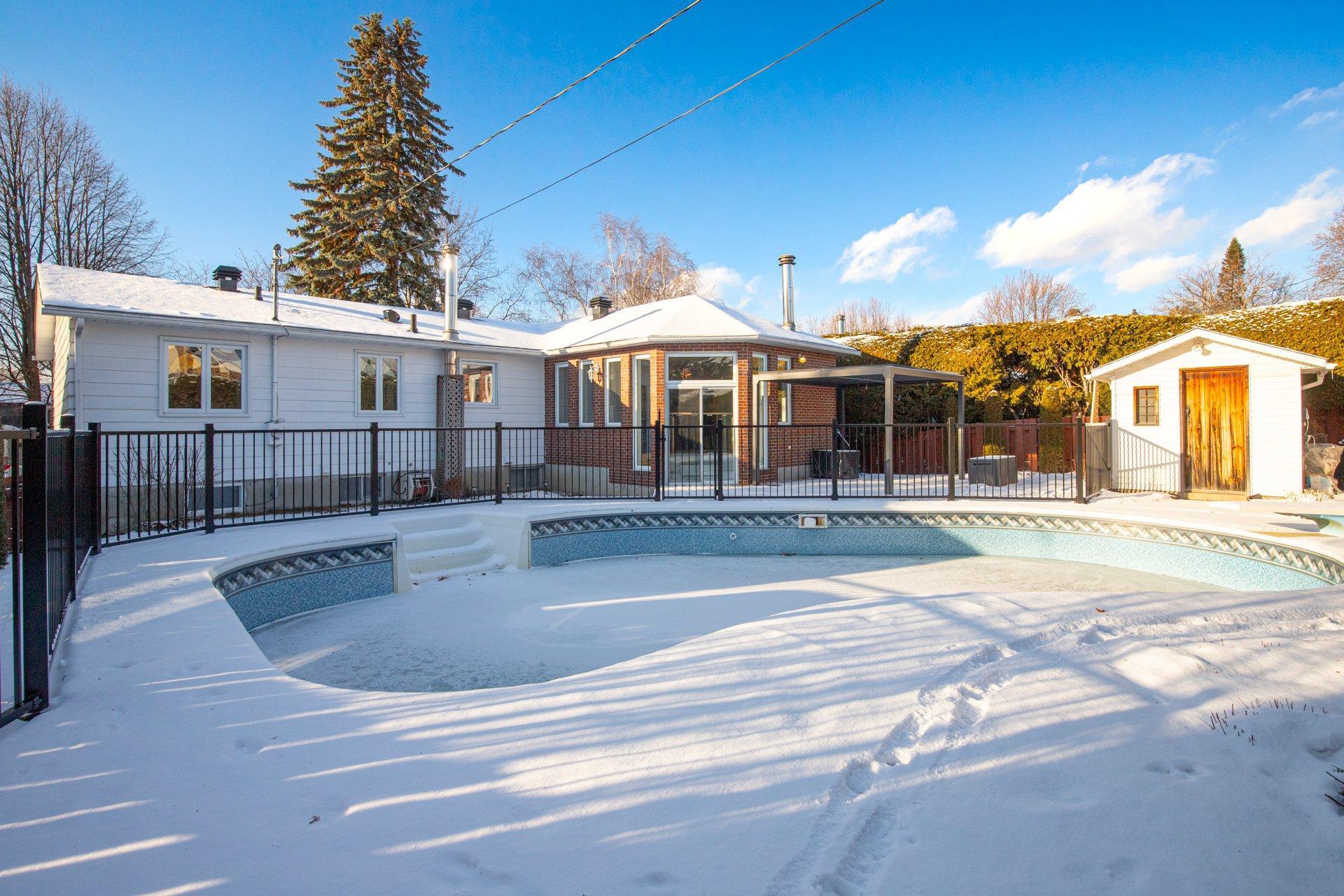 









1290


Rue Boisbriand

,
Saint-Bruno-de-Montarville,




QC
J3V4X5

