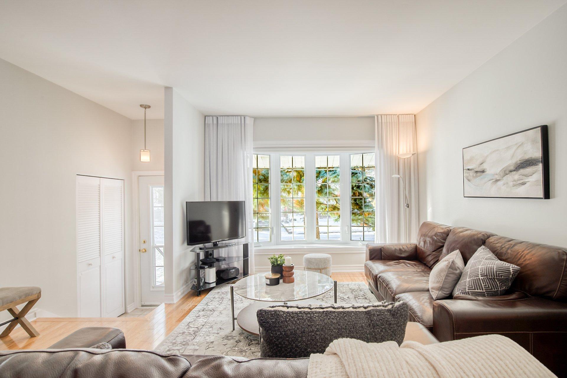 









1290


Rue Boisbriand

,
Saint-Bruno-de-Montarville,




QC
J3V4X5

