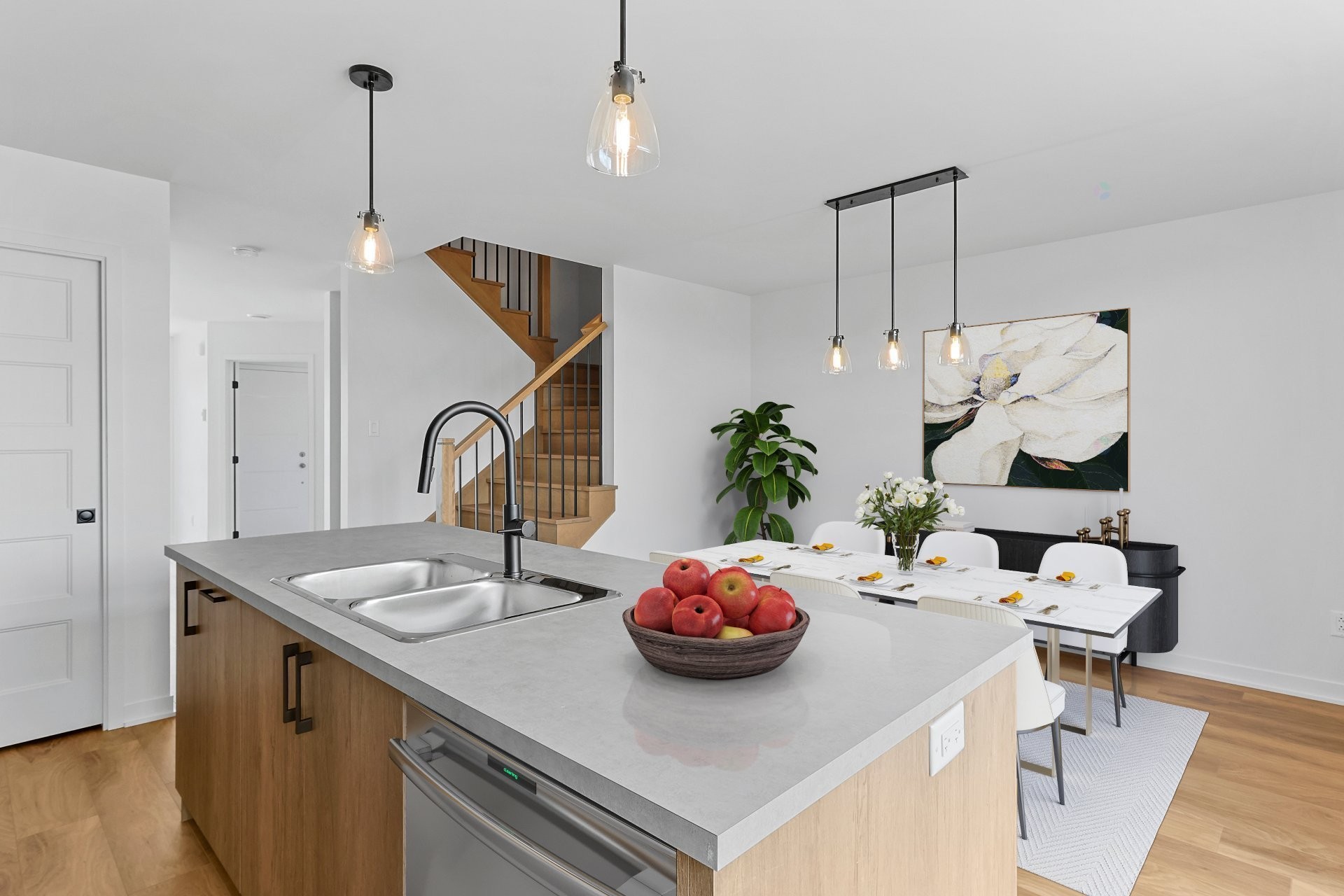 









57


Rue des Pêcheurs

,
Saint-Louis-de-Gonzague,




QC
J0S1T0

