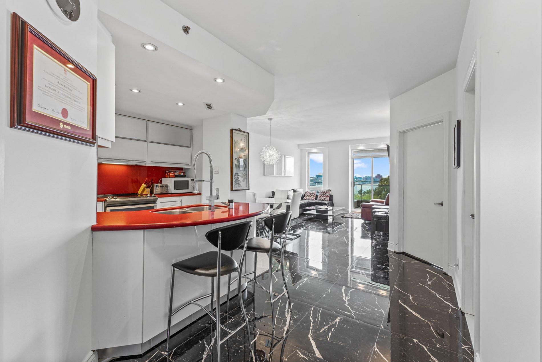 









2380


Av. Pierre-Dupuy

, 503,
Montréal (Ville-Marie),




QC
H3C6N3

