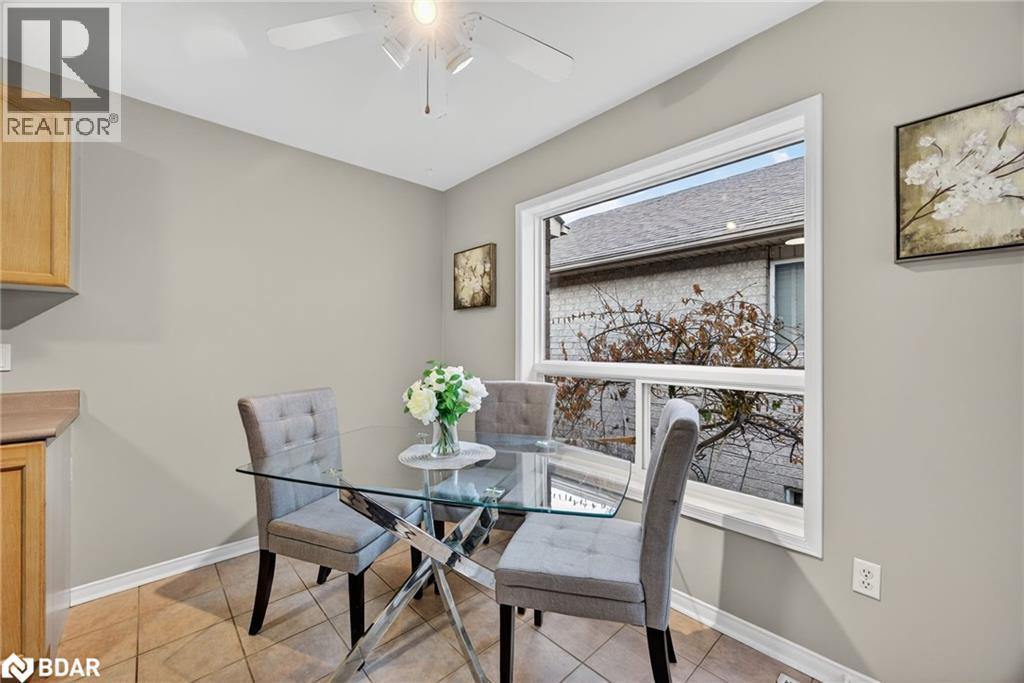 












1 DRAPER Crescent

,
Barrie,




Ontario
L4N8B1

