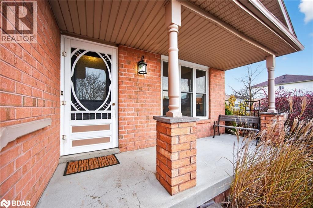 












1 DRAPER Crescent

,
Barrie,




Ontario
L4N8B1

