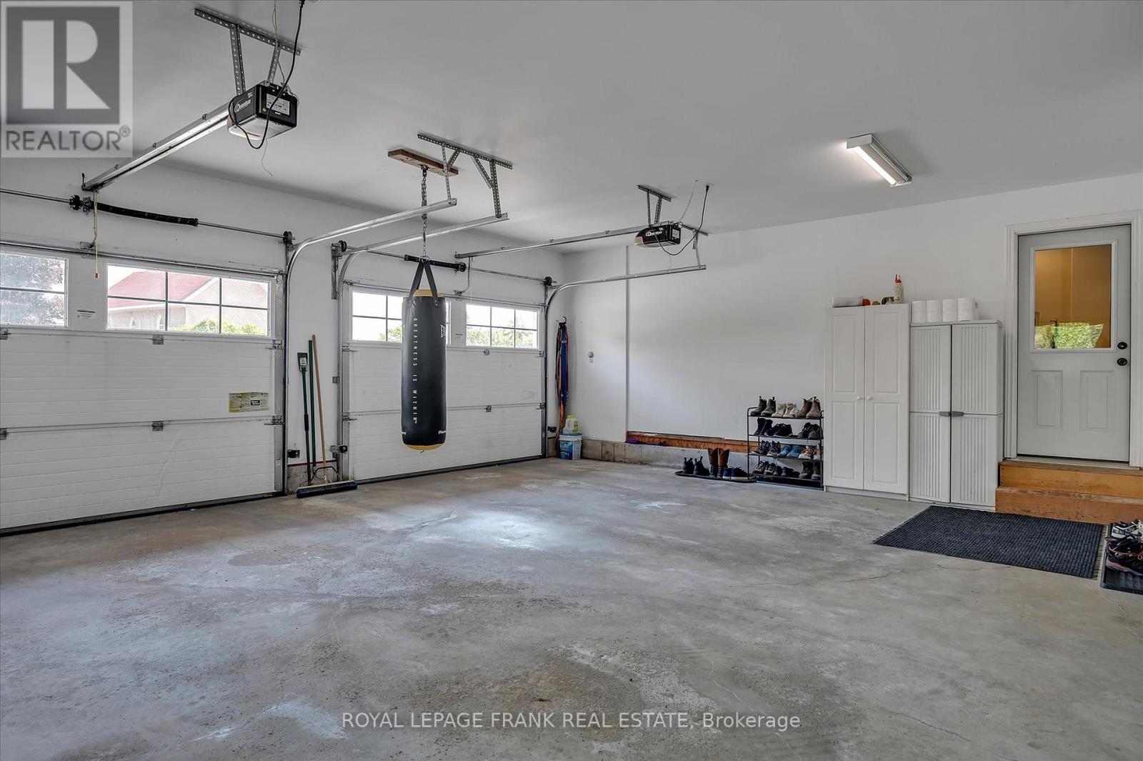 












1898 LAKEHURST ROAD

,
Trent Lakes,




Ontario
K0L1J0

