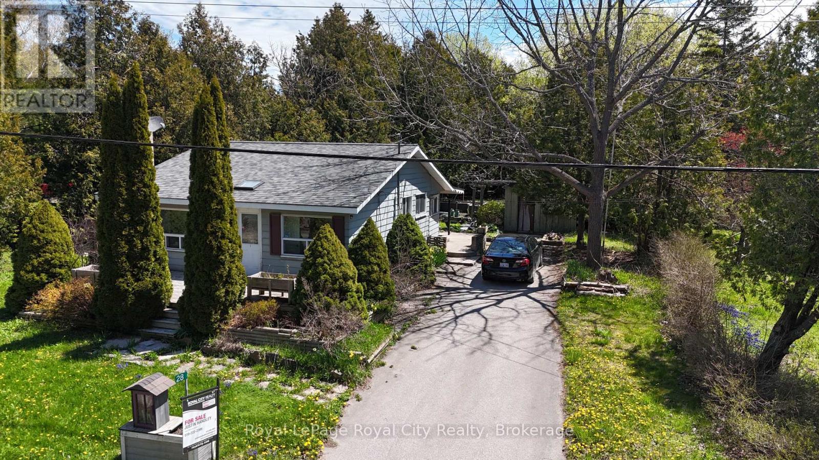 












28 HARPUR DRIVE

,
Northern Bruce Peninsula,




Ontario
N0H2R0


