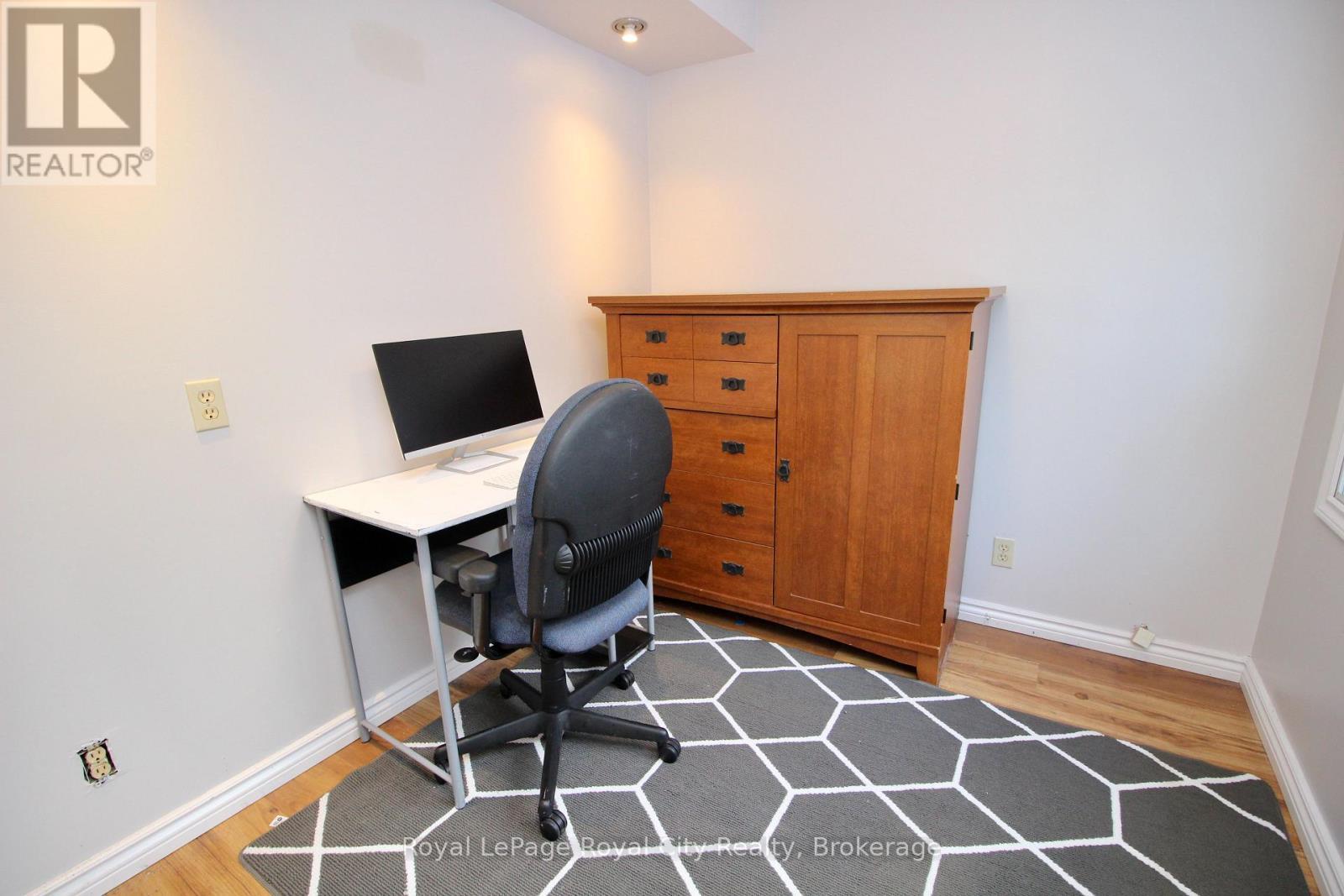












28 HARPUR DRIVE

,
Northern Bruce Peninsula,




Ontario
N0H2R0

