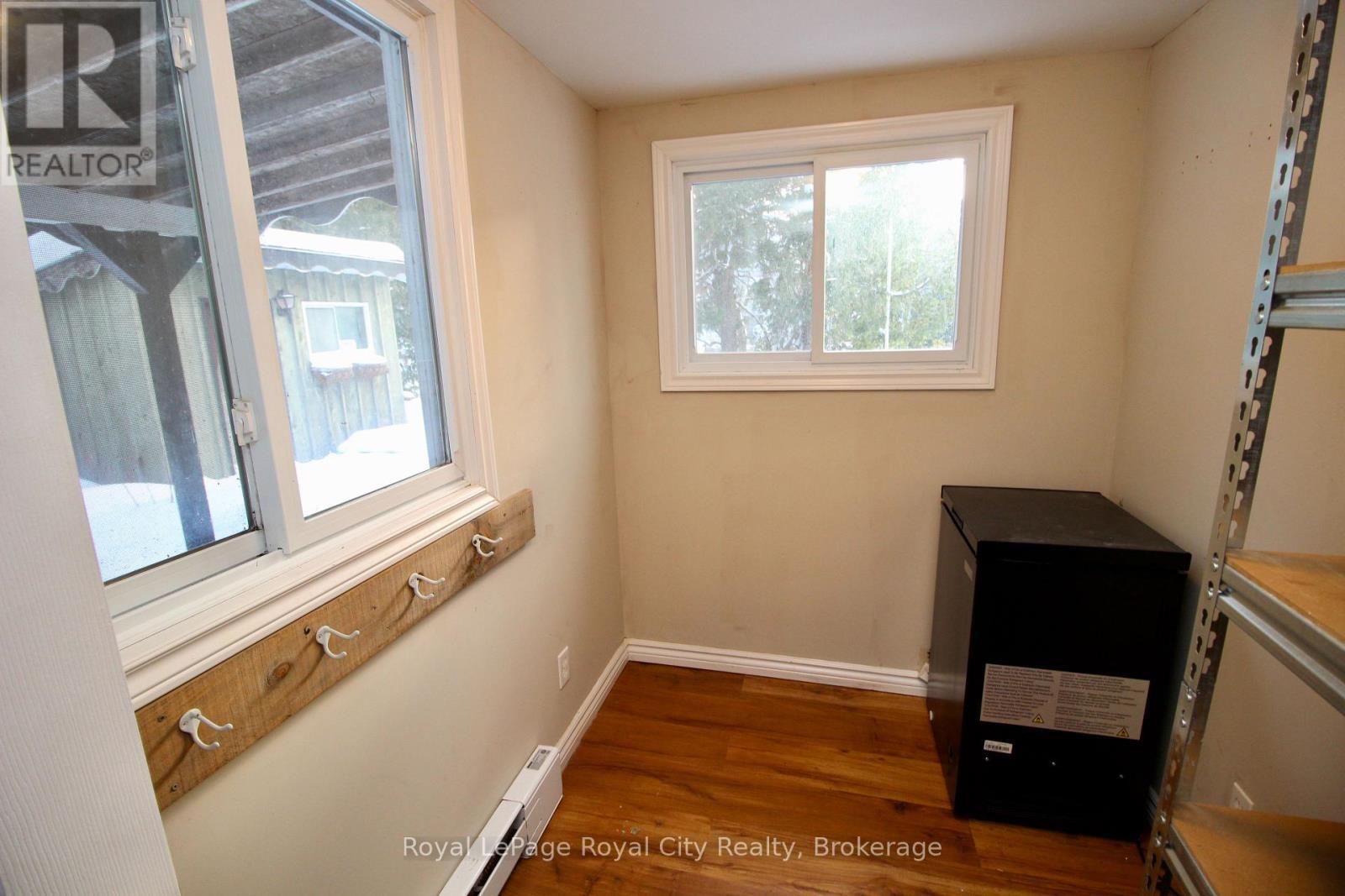 












28 HARPUR DRIVE

,
Northern Bruce Peninsula,




Ontario
N0H2R0


