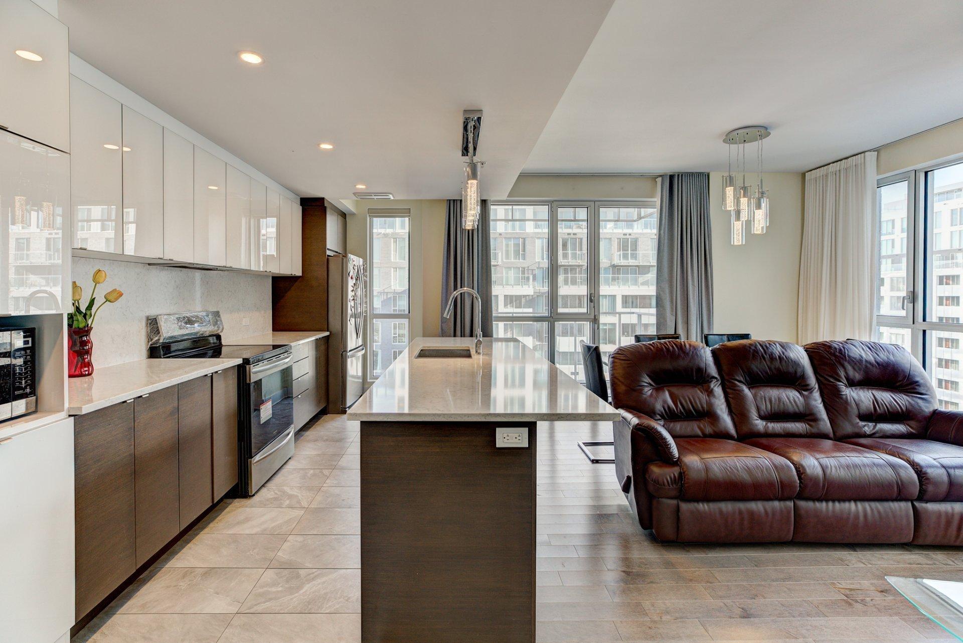 









5175


Av. de Courtrai

, 811,
Montréal (Côte-des-Neiges/Notre-Dame-de-Grâce),




QC
H3W0A9

