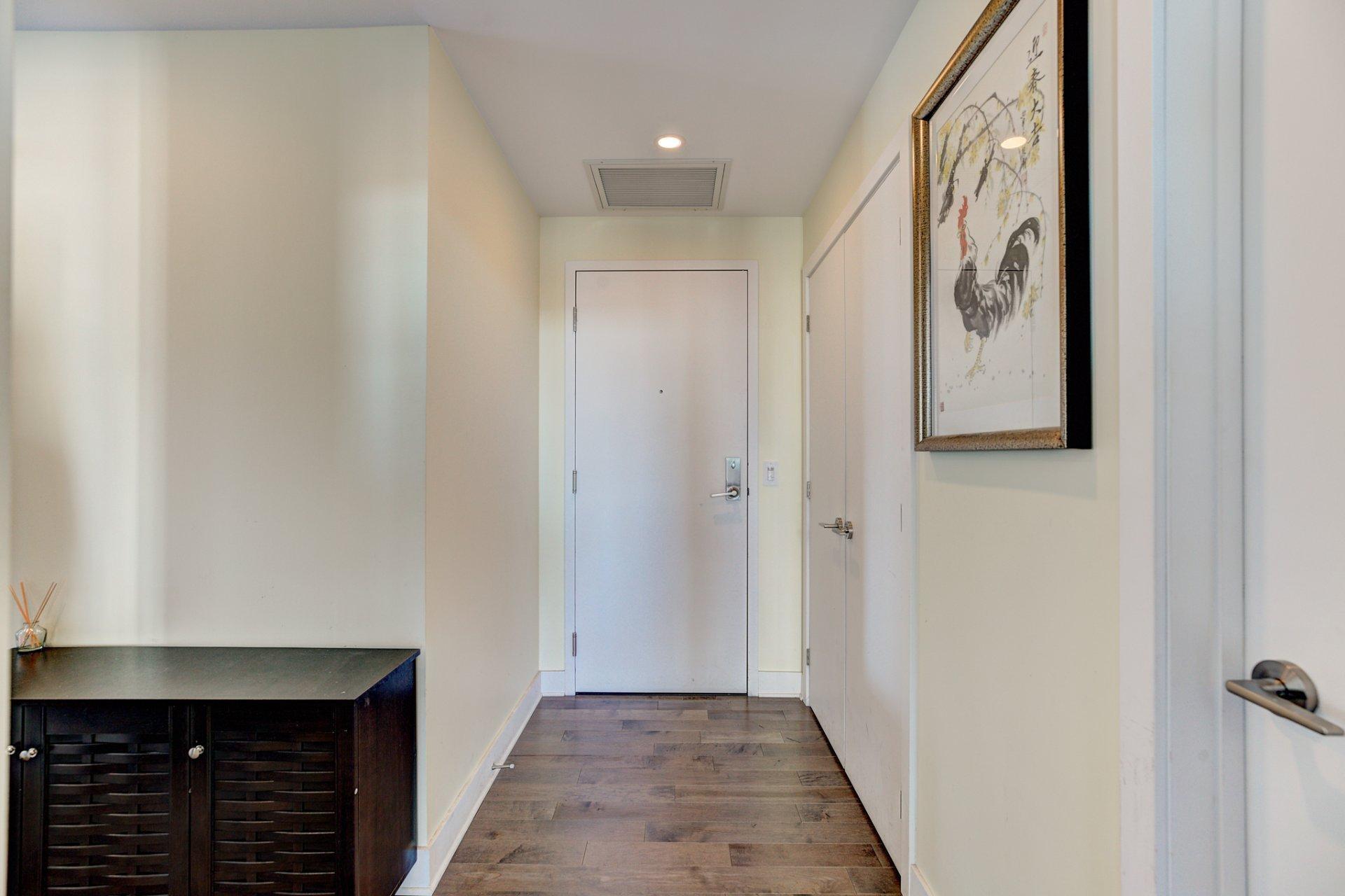 









5175


Av. de Courtrai

, 811,
Montréal (Côte-des-Neiges/Notre-Dame-de-Grâce),




QC
H3W0A9

