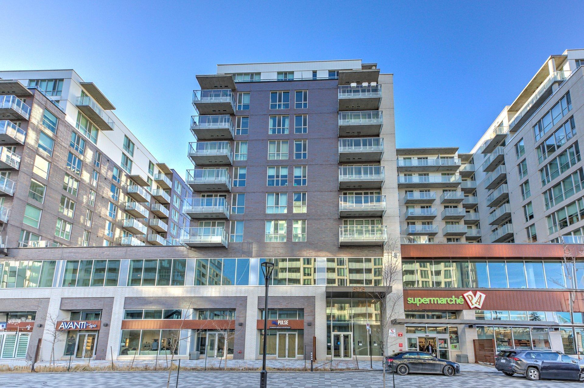 









5175


Av. de Courtrai

, 811,
Montréal (Côte-des-Neiges/Notre-Dame-de-Grâce),




QC
H3W0A9

