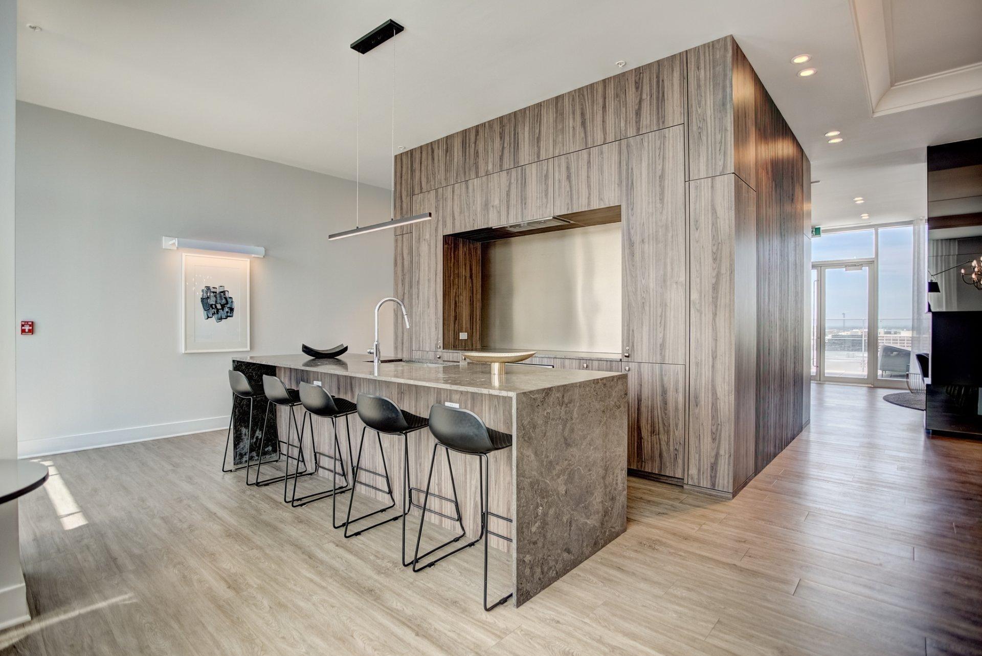 









5175


Av. de Courtrai

, 811,
Montréal (Côte-des-Neiges/Notre-Dame-de-Grâce),




QC
H3W0A9

